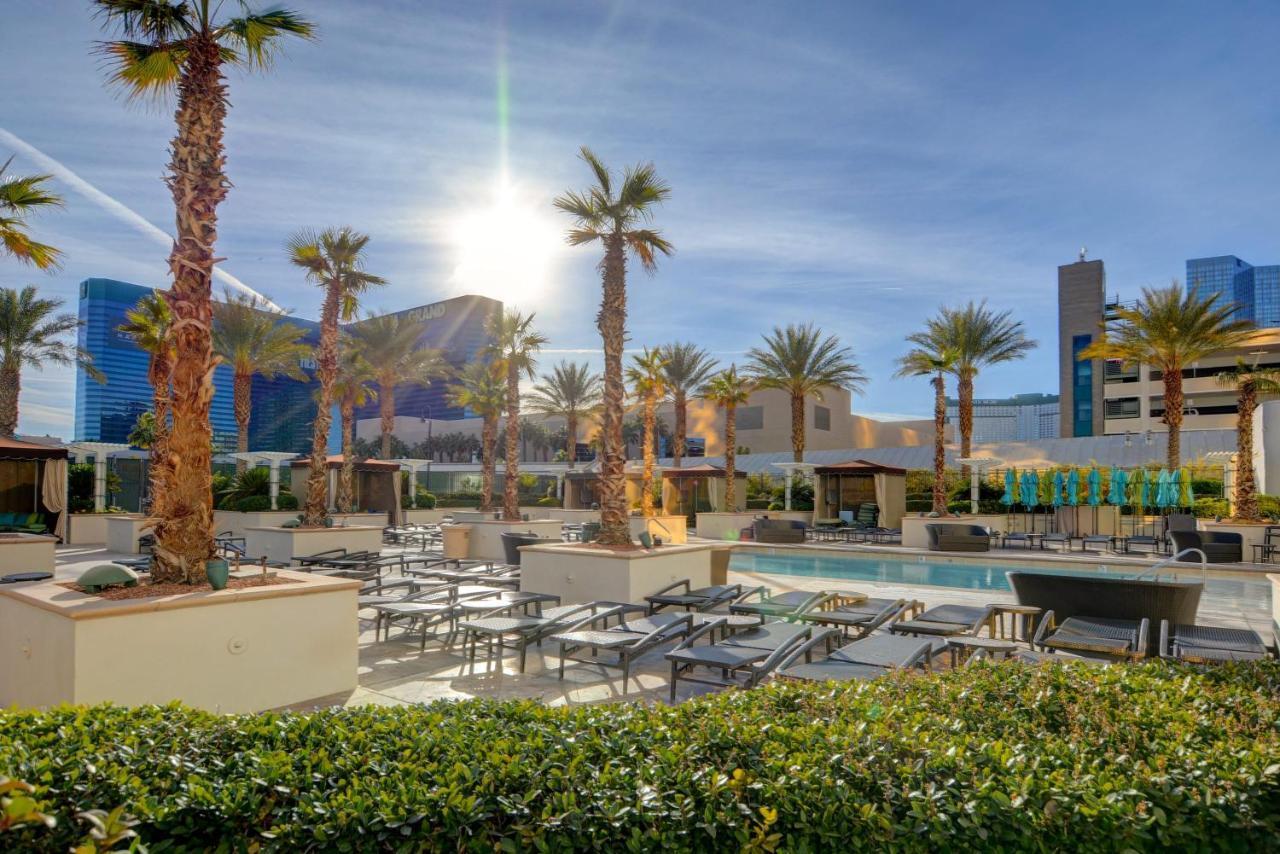 Mgm Signature-29-607 F1 Track & Strip View Balcony Las Vegas Exterior foto